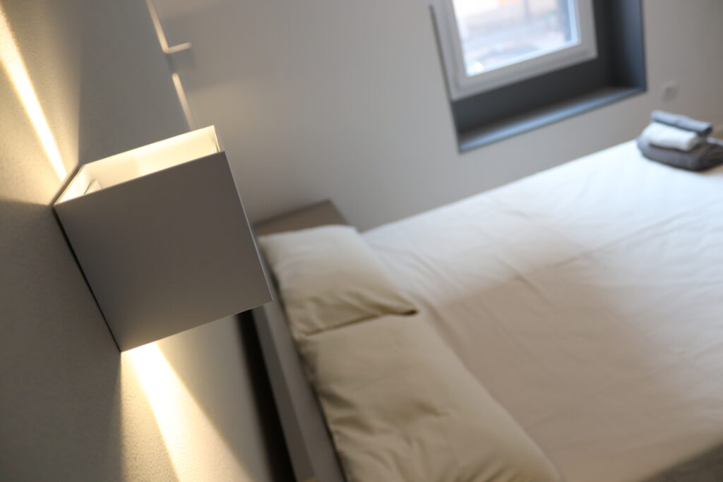 Dettaglio della camera da letto del B&B Ghisiliera Bologna.