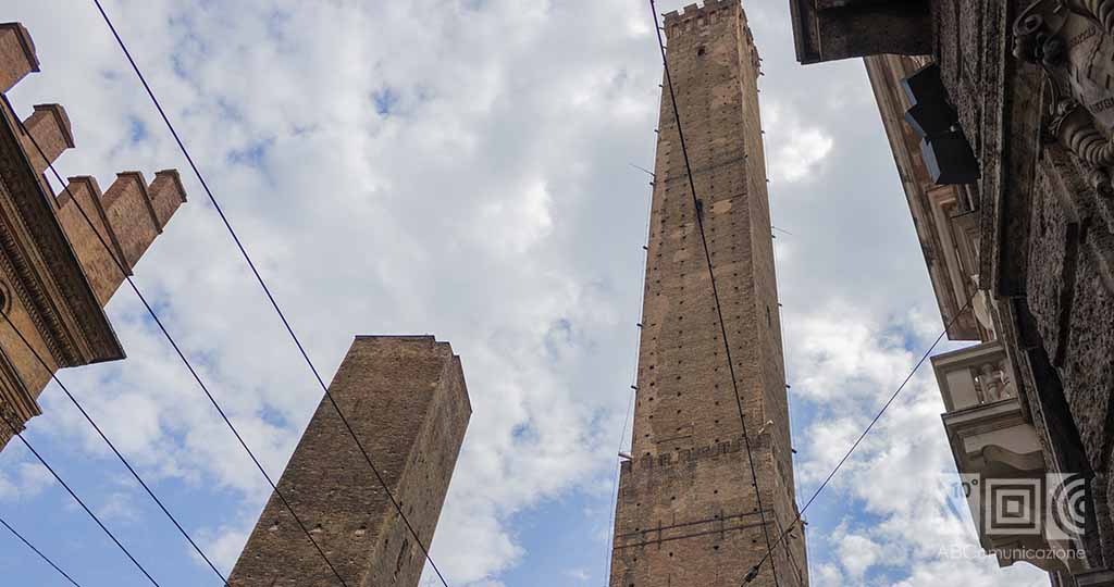 How to visit Catalani Tower, Bologna