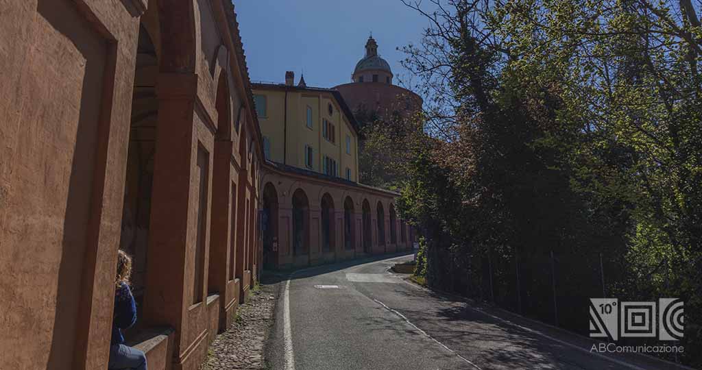 Porticoes that accompany the walk to the Sanctuary of San Luca.