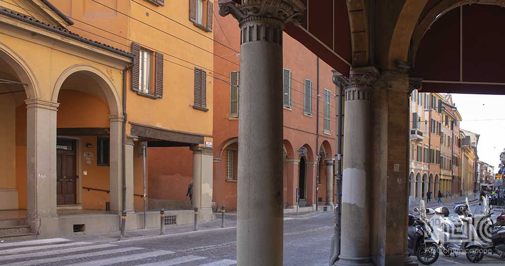 Porticoes in the historical center of Bologna, Bologna porticoes, Porticoes of Bologna, Porticoes Bologna. 