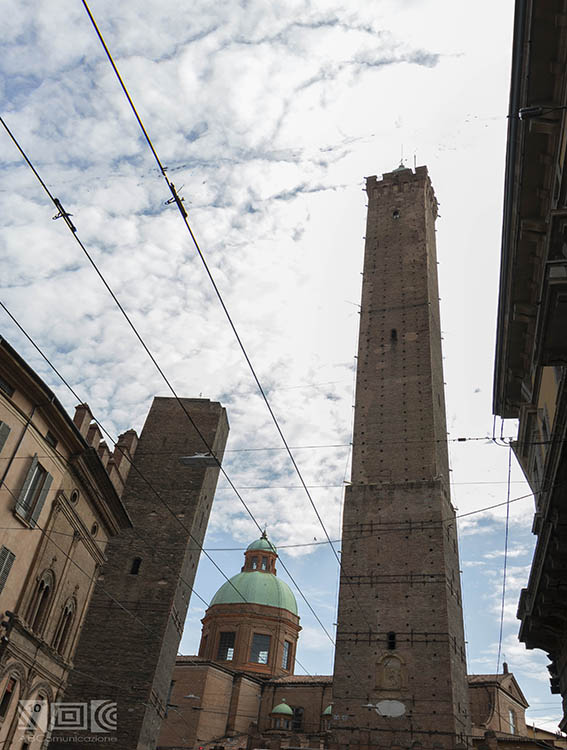 Front view of the two Towers of Bologna: Garisenda and Asinelli.