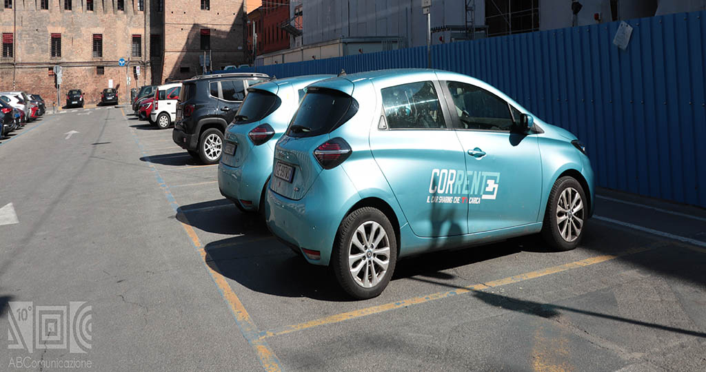 Corrente Bologna, the car sharing service to move in the city of Bologna 