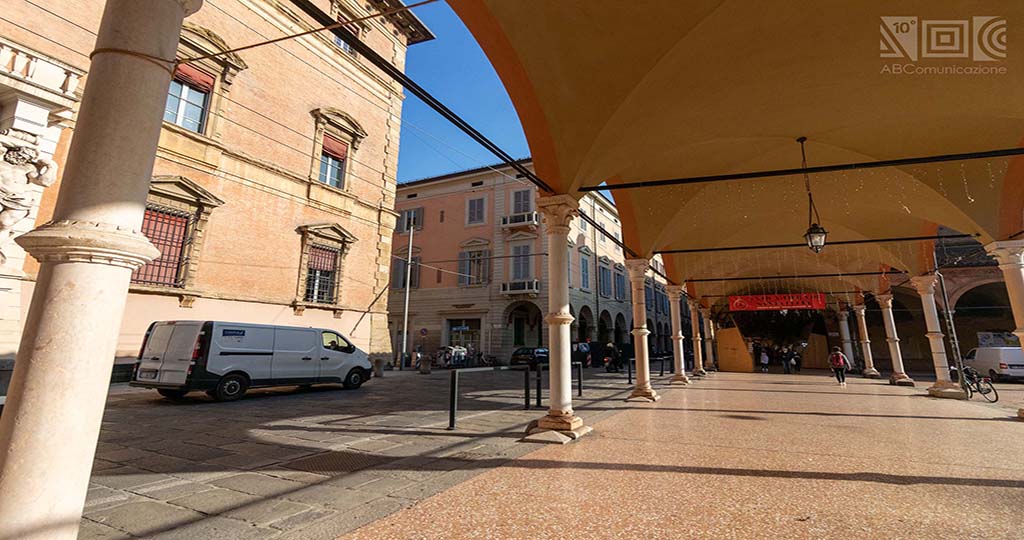 arcades near the Basilica of Santa Maria dei Servi