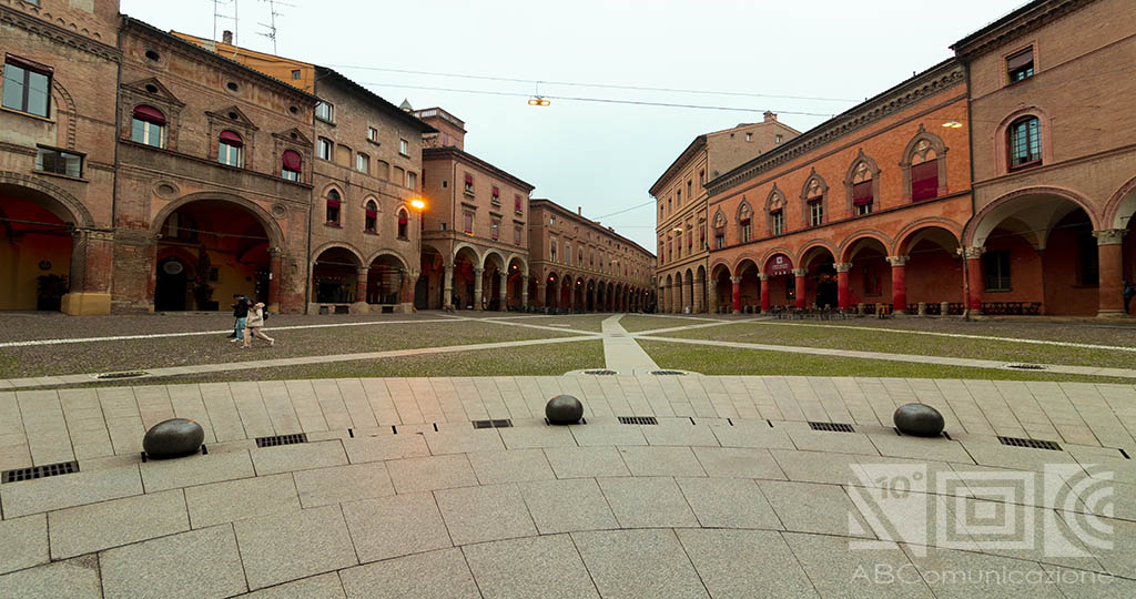 Santo Stefano Bologna square
