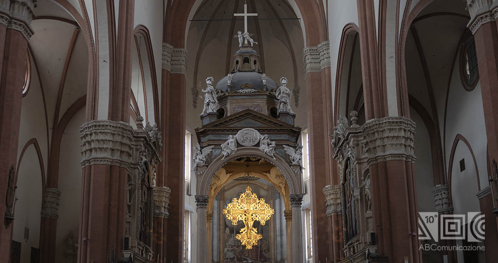 interior of San Petronio's basil, Basilica of San petronio, Bologna, Bologna centre