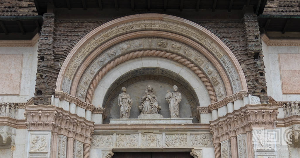 Facade of San Petronio, Basil San Petronio's basil, Basilica Of San Petronio; Piazza Maggiore, Bologna, Bologna centre